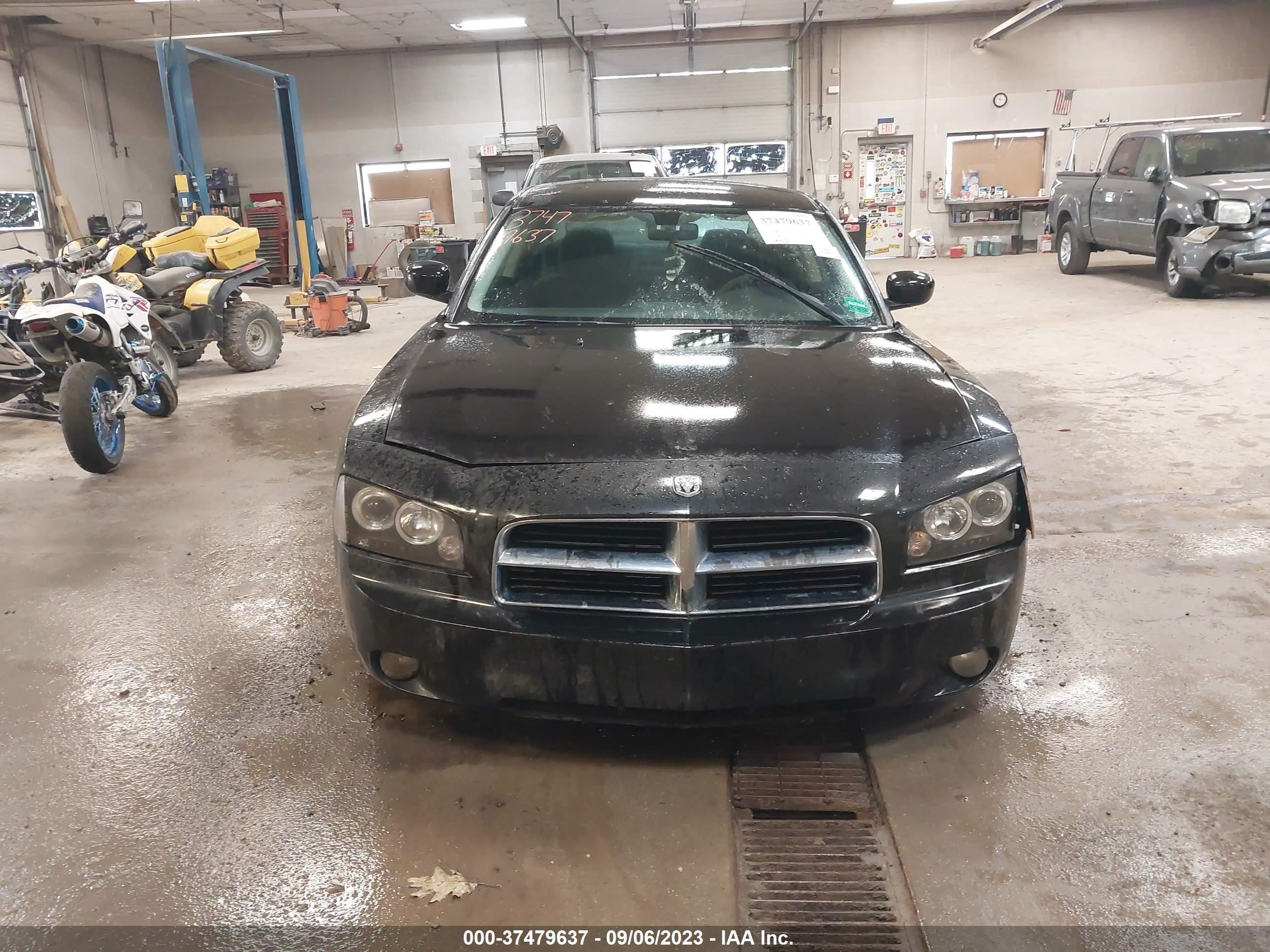 Photo 11 VIN: 2B3CA3CV8AH246022 - DODGE CHARGER 