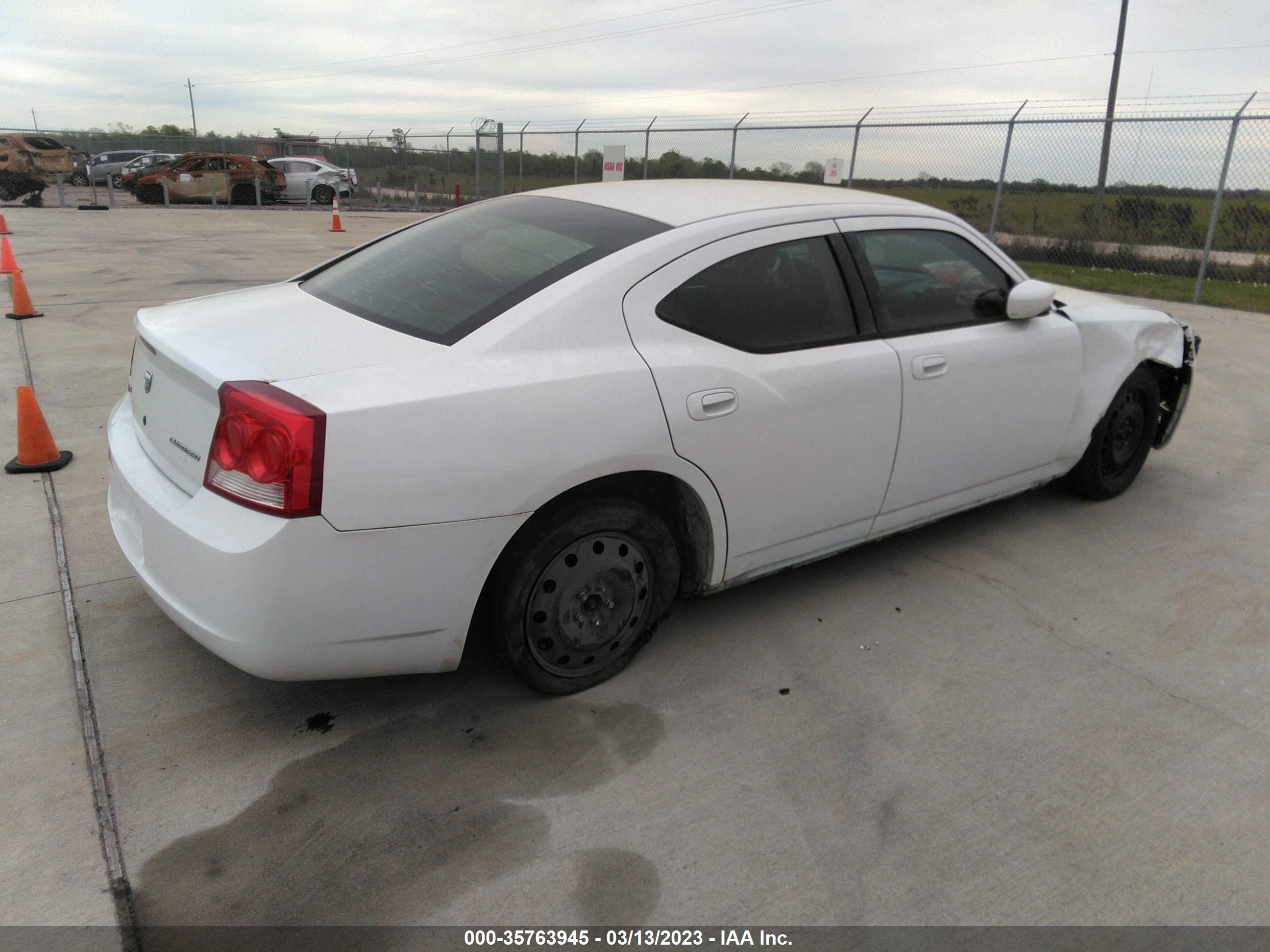 Photo 3 VIN: 2B3CA4CD2AH150545 - DODGE CHARGER 