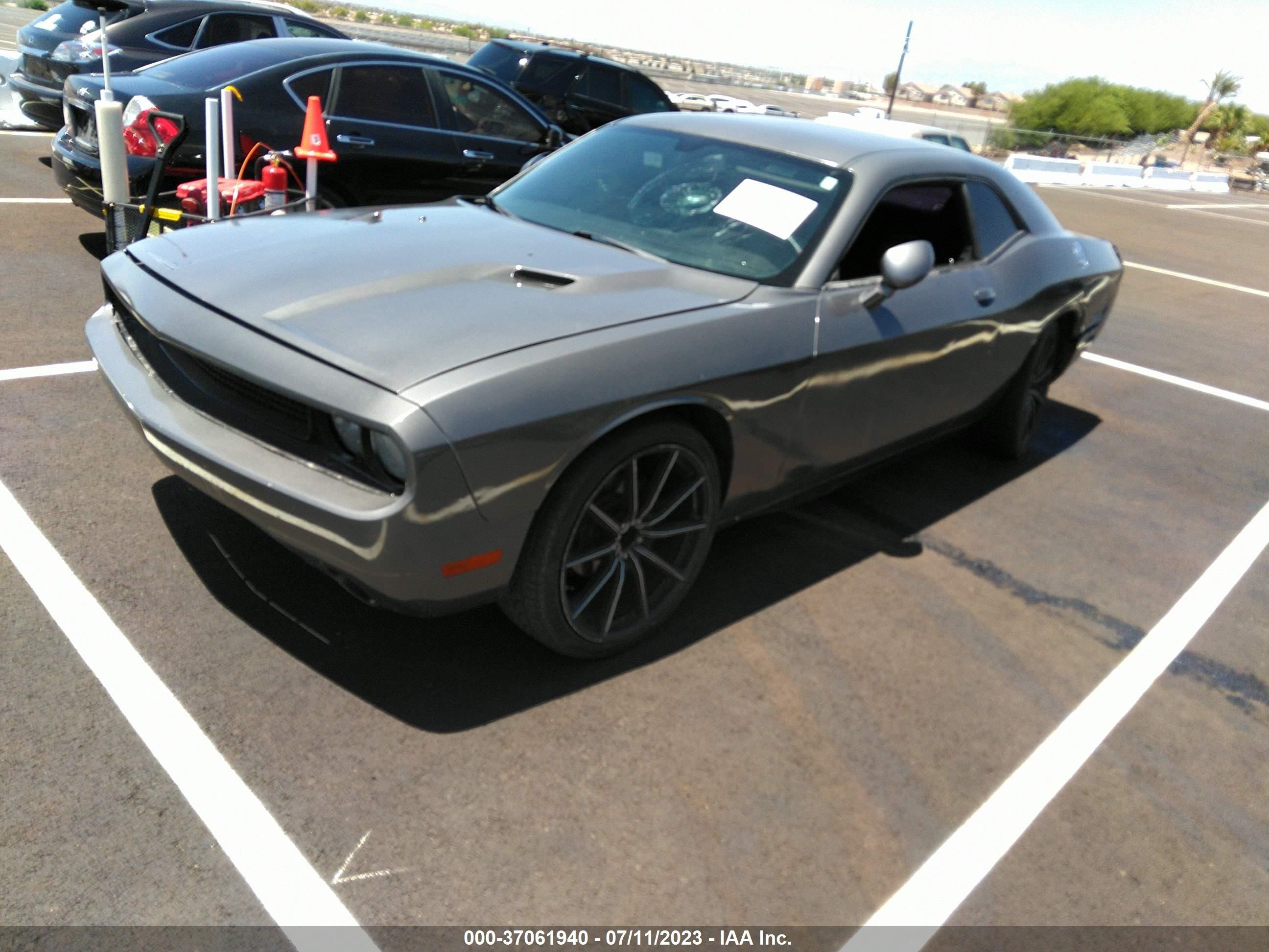 Photo 1 VIN: 2B3CJ4DG0BH503794 - DODGE CHALLENGER 