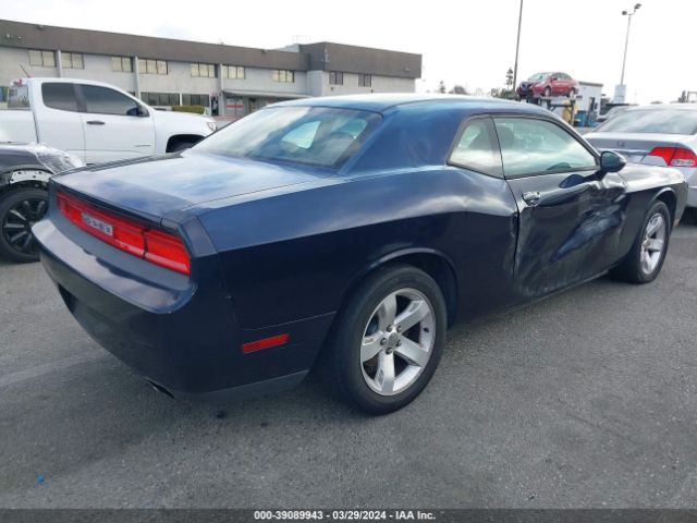 Photo 3 VIN: 2B3CJ4DG0BH561596 - DODGE CHALLENGER 