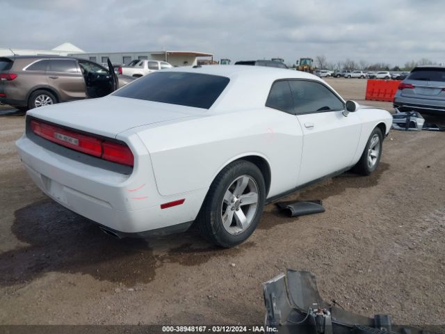 Photo 3 VIN: 2B3CJ4DG1BH601071 - DODGE CHALLENGER 