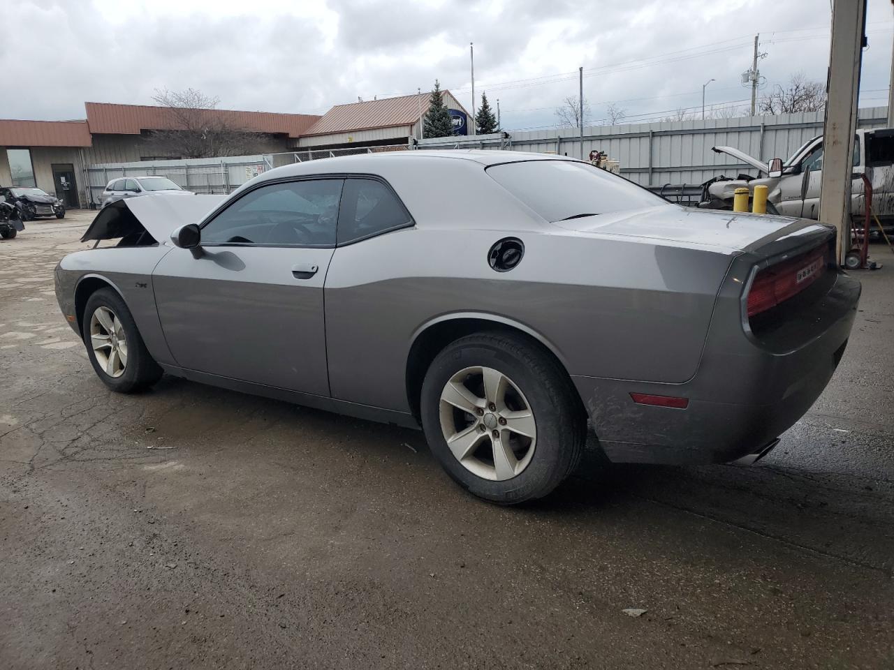 Photo 1 VIN: 2B3CJ4DG2BH561731 - DODGE CHALLENGER 