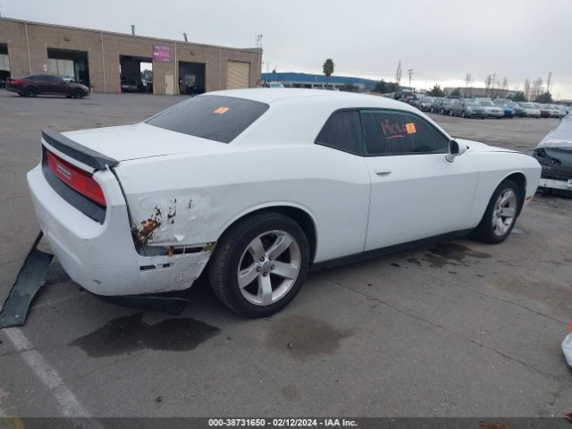 Photo 3 VIN: 2B3CJ4DG2BH601192 - DODGE CHALLENGER 