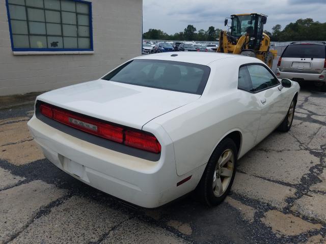 Photo 3 VIN: 2B3CJ4DG3BH602092 - DODGE CHALLENGER 