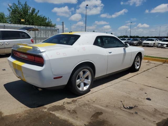 Photo 2 VIN: 2B3CJ4DG4BH574299 - DODGE CHALLENGER 