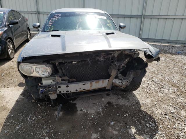 Photo 9 VIN: 2B3CJ4DG6BH569976 - DODGE CHALLENGER 