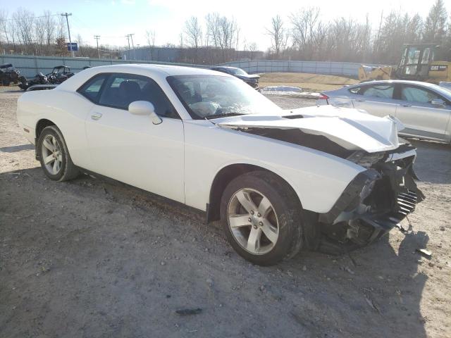 Photo 3 VIN: 2B3CJ4DGXBH605412 - DODGE CHALLENGER 