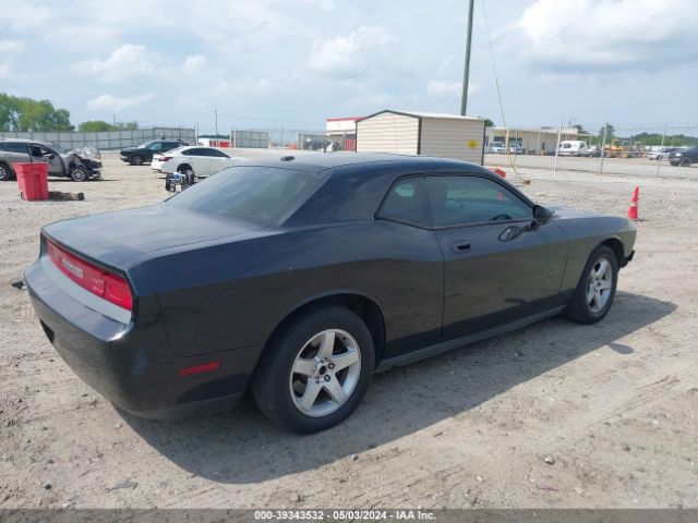 Photo 3 VIN: 2B3CJ4DV2AH103992 - DODGE CHALLENGER 