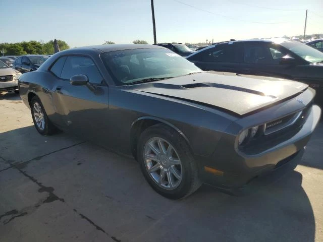 Photo 3 VIN: 2B3CJ4DV2AH179521 - DODGE CHALLENGER 