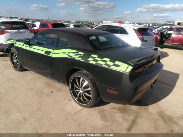 Photo 2 VIN: 2B3CJ4DV2AH291851 - DODGE CHALLENGER 