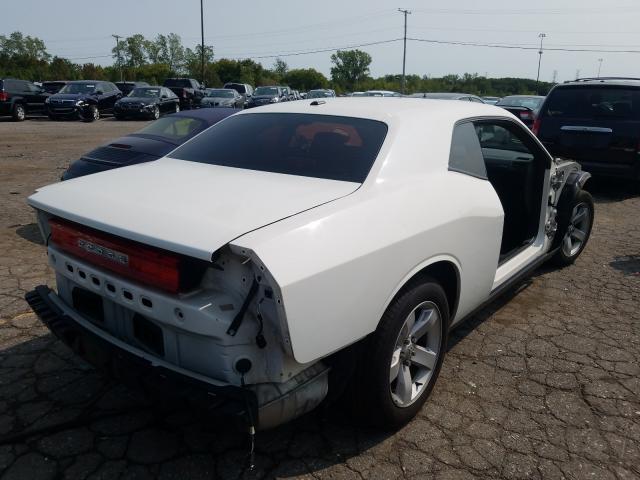 Photo 3 VIN: 2B3CJ4DV4AH103105 - DODGE CHALLENGER 