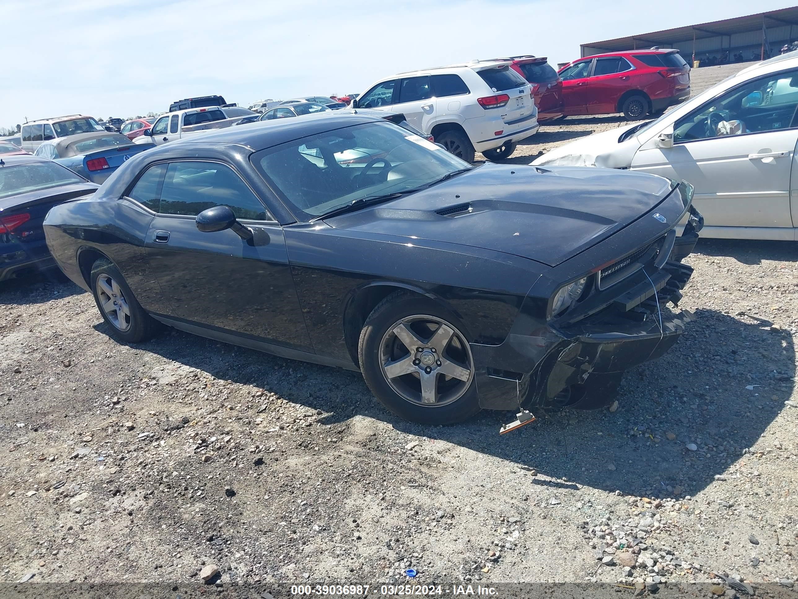 Photo 0 VIN: 2B3CJ4DV8AH136866 - DODGE CHALLENGER 