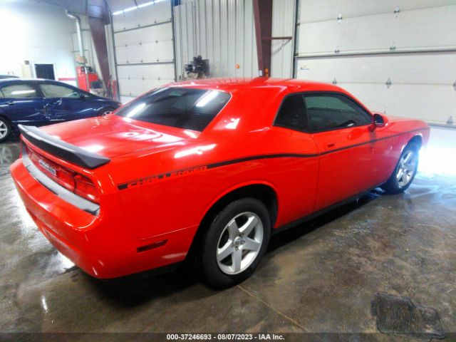 Photo 3 VIN: 2B3CJ4DV8AH321130 - DODGE CHALLENGER 