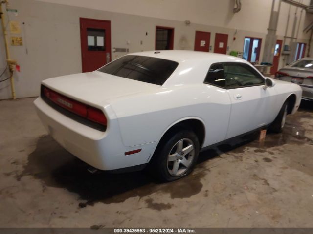 Photo 3 VIN: 2B3CJ4DV9AH306541 - DODGE CHALLENGER 