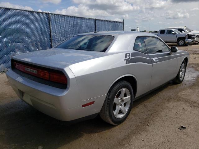 Photo 2 VIN: 2B3CJ4DVXAH272691 - DODGE CHALLENGER 