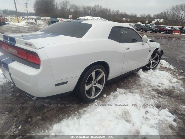 Photo 3 VIN: 2B3CJ7DJ0BH519068 - DODGE CHALLENGER 