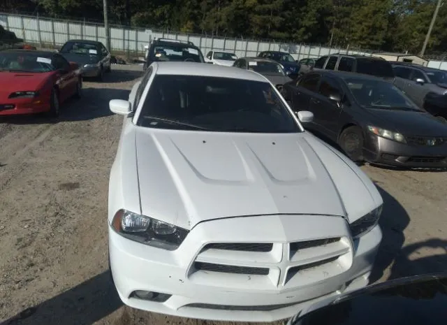 Photo 5 VIN: 2B3CL3CG2BH512549 - DODGE CHARGER 