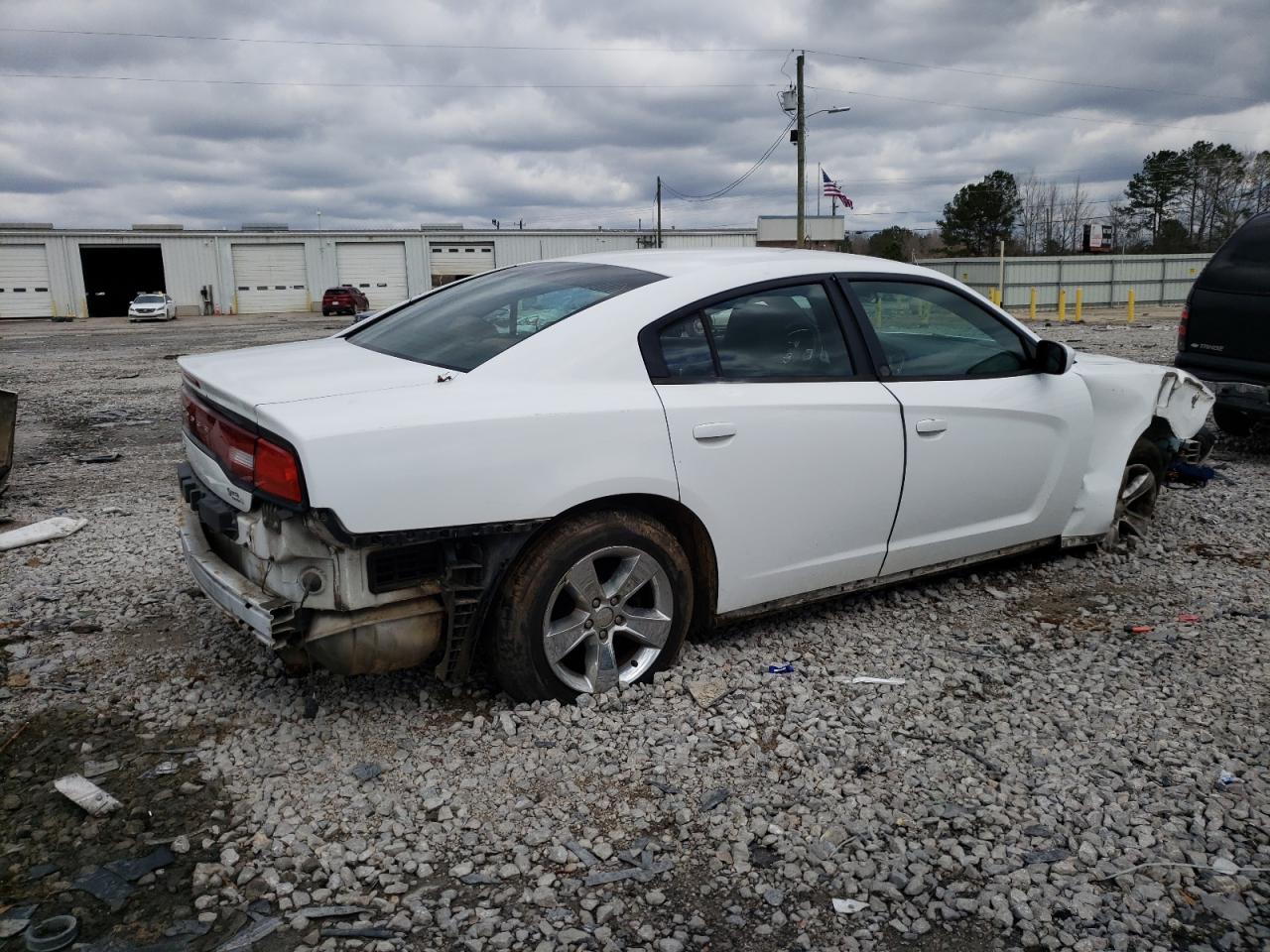 Photo 2 VIN: 2B3CL3CG2BH567311 - DODGE CHARGER 