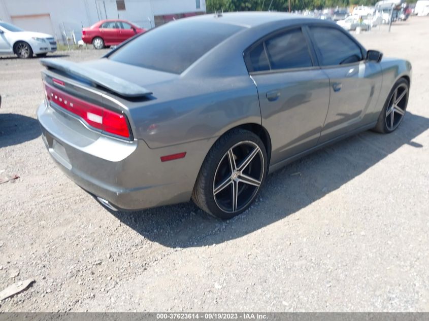 Photo 3 VIN: 2B3CL3CG4BH584143 - DODGE CHARGER 