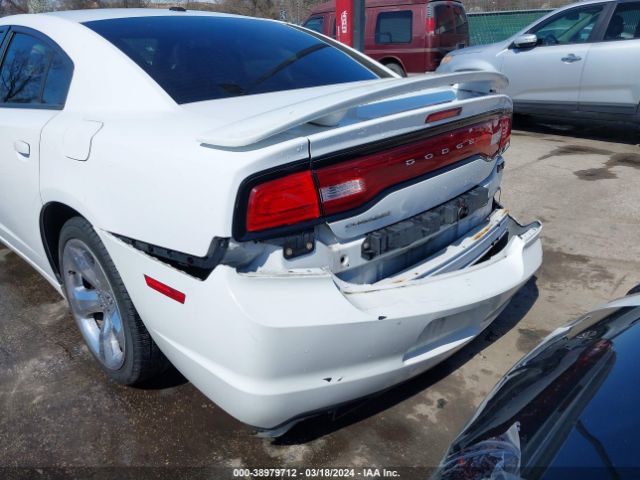 Photo 5 VIN: 2B3CL3CG6BH505443 - DODGE CHARGER 