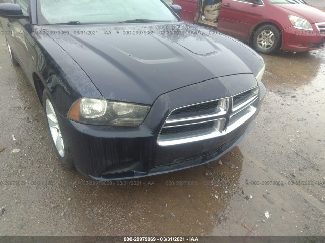 Photo 5 VIN: 2B3CL3CG6BH562340 - DODGE CHARGER 