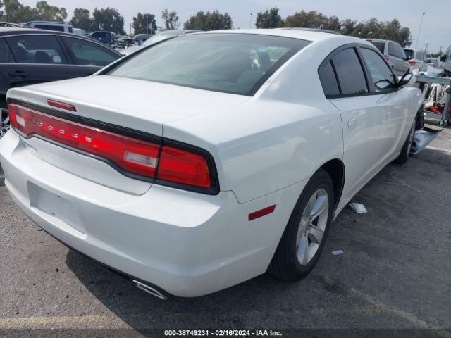 Photo 3 VIN: 2B3CL3CGXBH608414 - DODGE CHARGER 