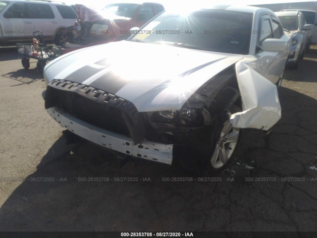 Photo 5 VIN: 2B3CL3CGXBH614861 - DODGE CHARGER 