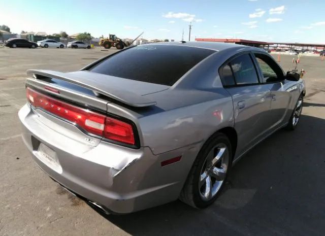 Photo 3 VIN: 2B3CL5CT1BH551335 - DODGE CHARGER 