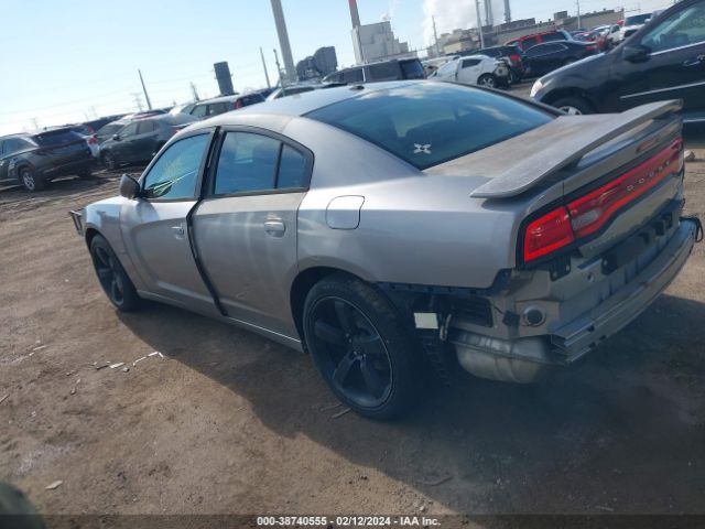 Photo 2 VIN: 2B3CL5CT2BH520305 - DODGE CHARGER 