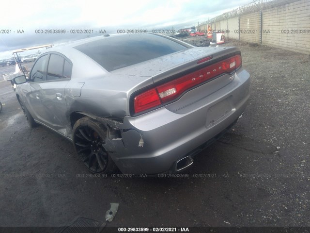 Photo 2 VIN: 2B3CL5CT6BH520159 - DODGE CHARGER 