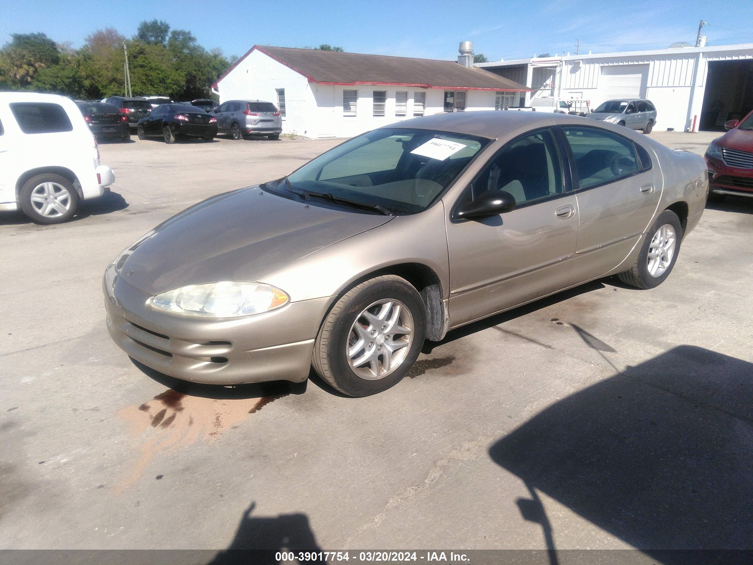 Photo 1 VIN: 2B3HD46R02H246339 - DODGE INTREPID 