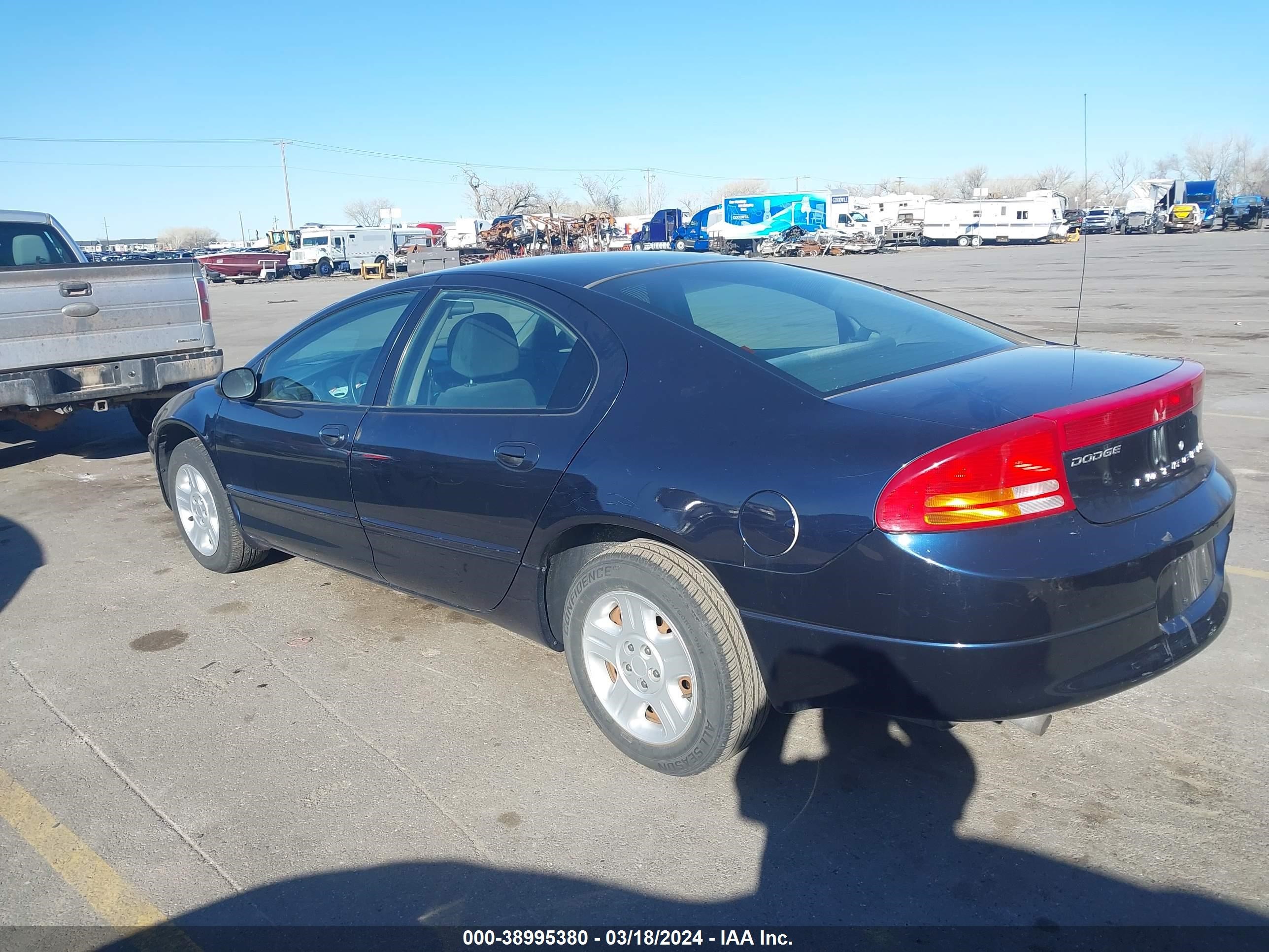 Photo 2 VIN: 2B3HD46R63H503750 - DODGE INTREPID 