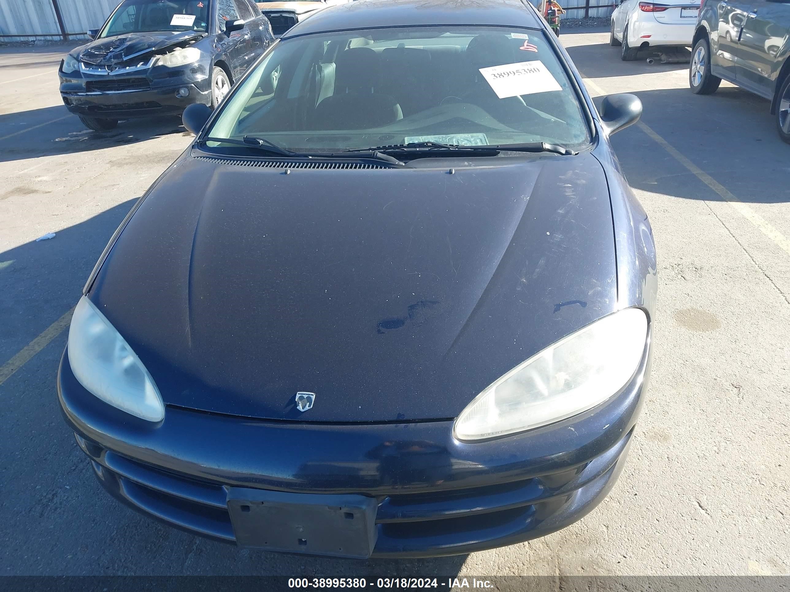 Photo 9 VIN: 2B3HD46R63H503750 - DODGE INTREPID 