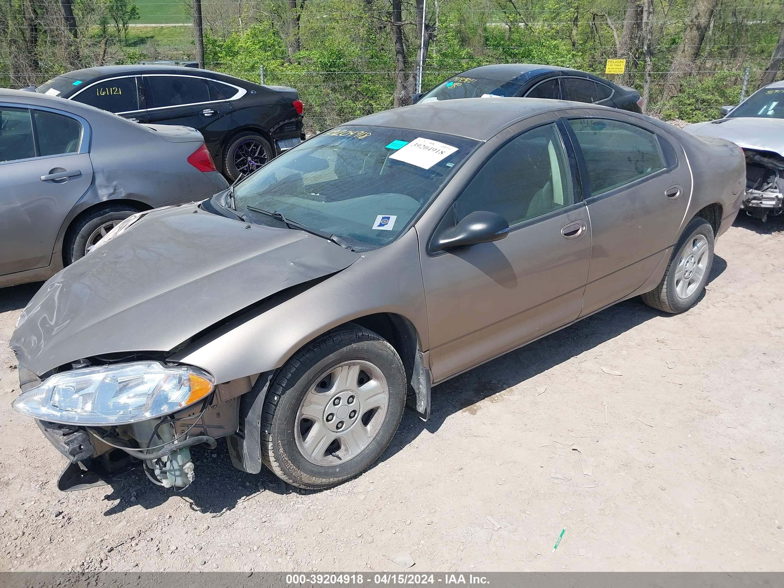 Photo 1 VIN: 2B3HD46R72H133374 - DODGE INTREPID 