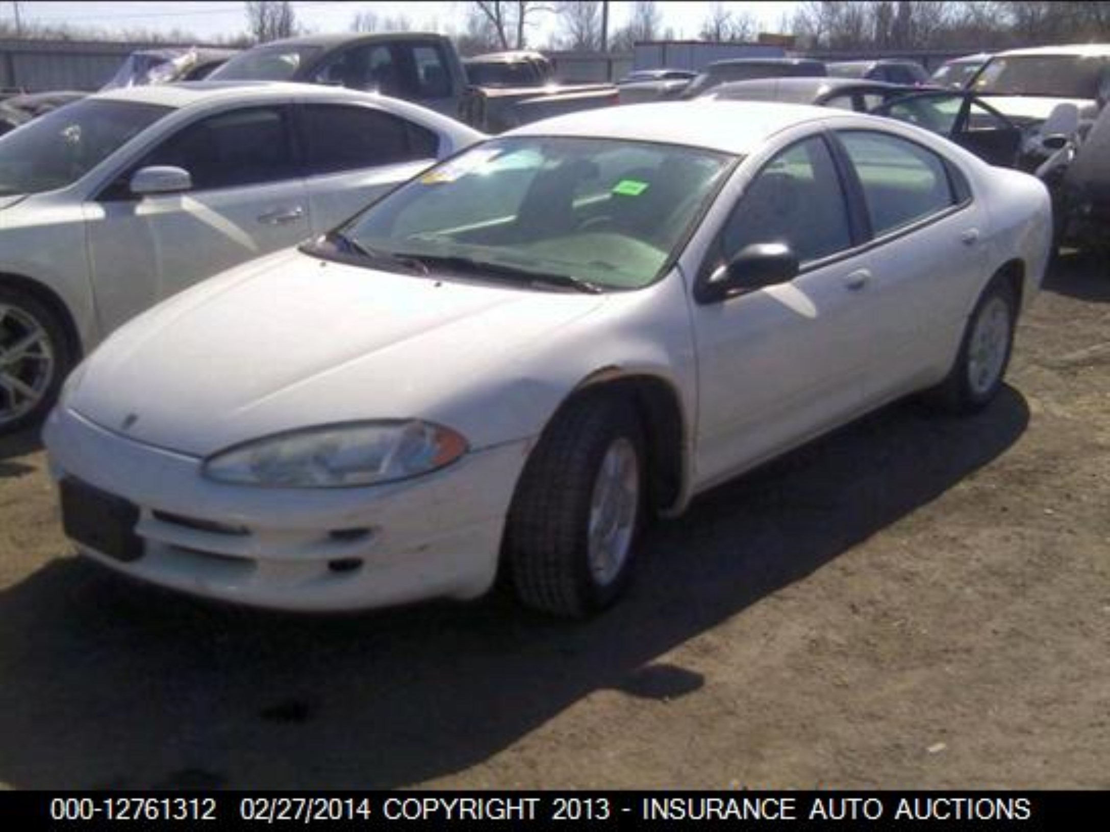 Photo 1 VIN: 2B3HD46R73H520637 - DODGE INTREPID 