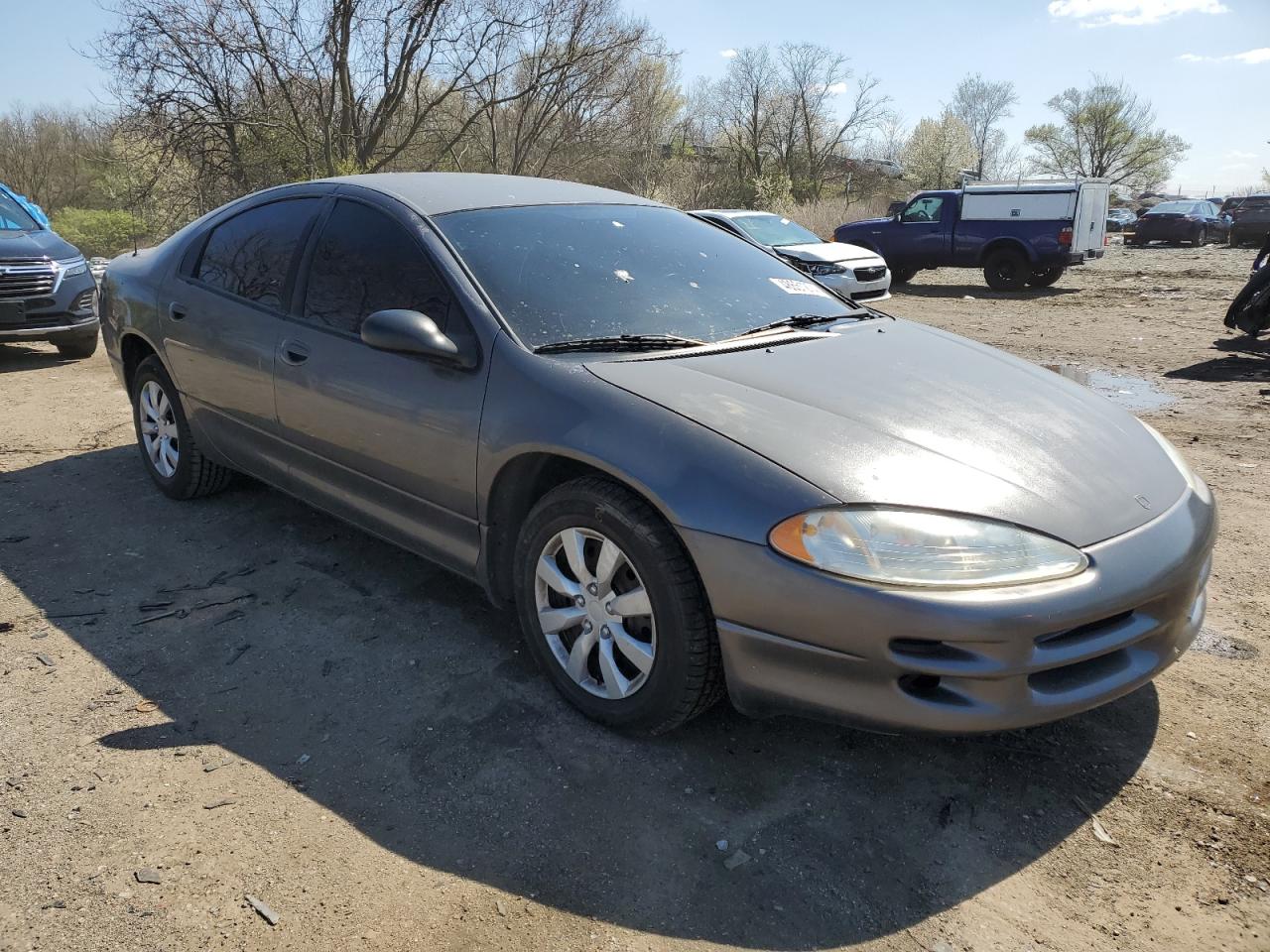 Photo 3 VIN: 2B3HD46R94H655085 - DODGE INTREPID 