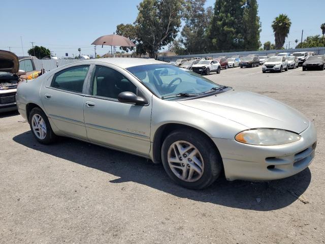 Photo 3 VIN: 2B3HD46R9YH189759 - DODGE INTREPID 