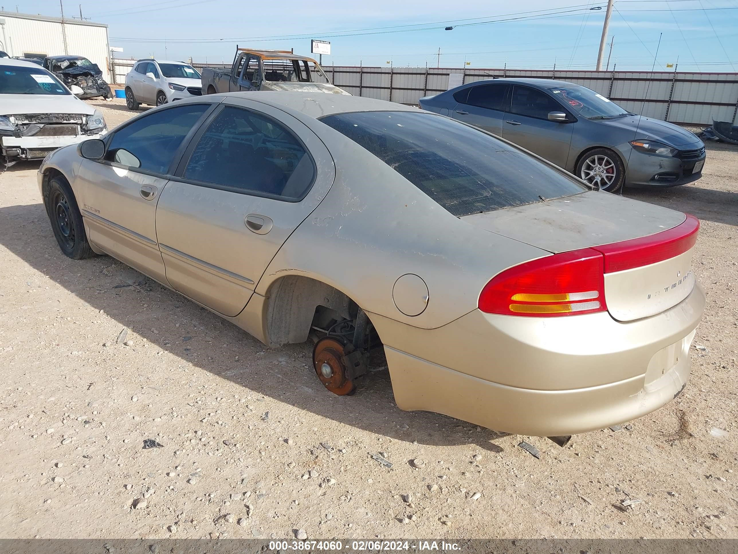 Photo 2 VIN: 2B3HD46RZYH276752 - DODGE INTREPID 