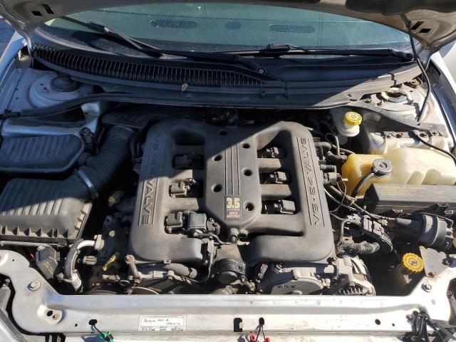 Photo 10 VIN: 2B3HD56G54H602422 - DODGE INTREPID 