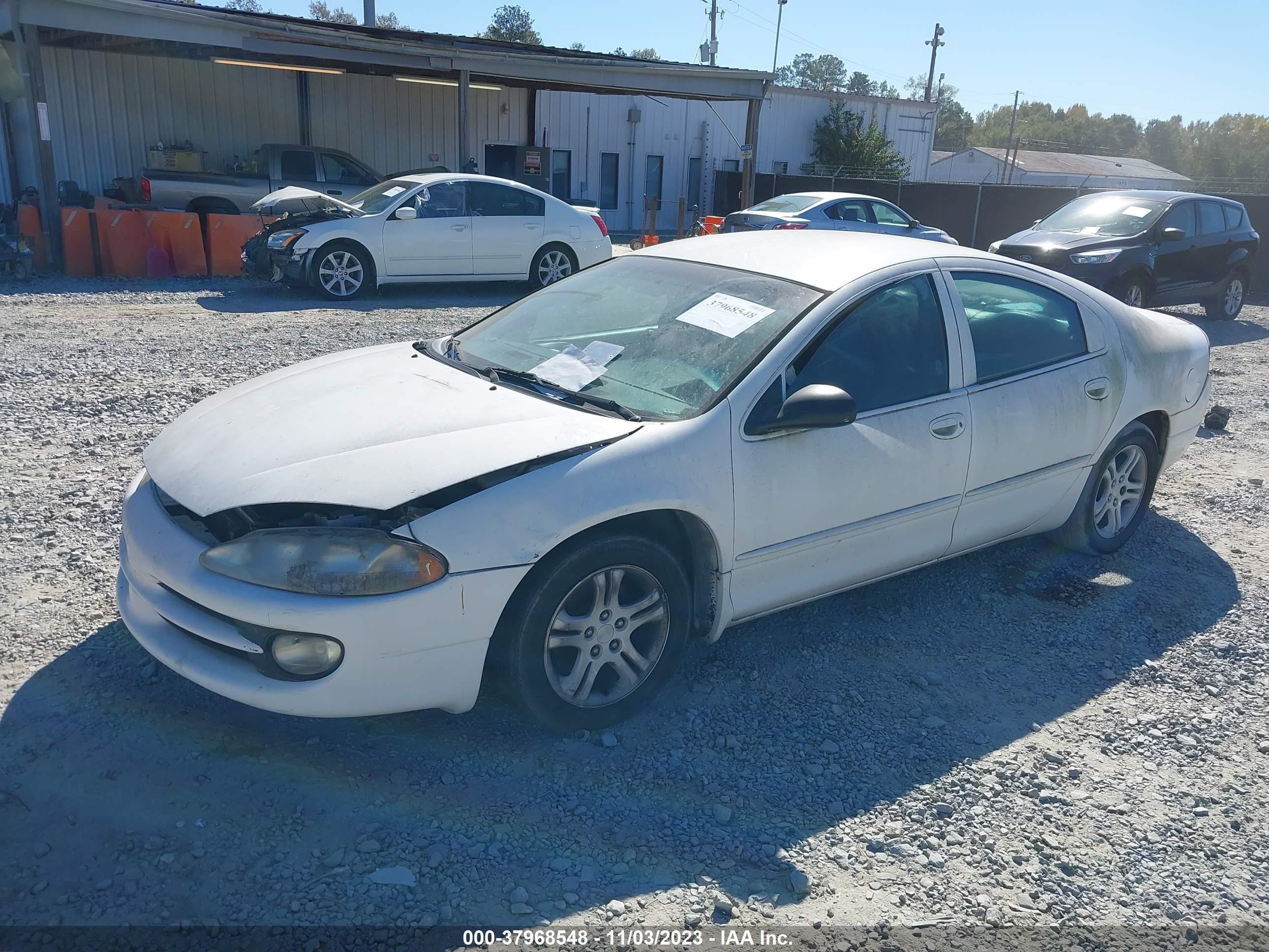 Photo 1 VIN: 2B3HD56J2YH391603 - DODGE INTREPID 