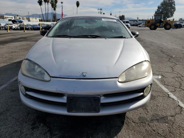 Photo 4 VIN: 2B3HD56J9YH137743 - DODGE INTREPID 