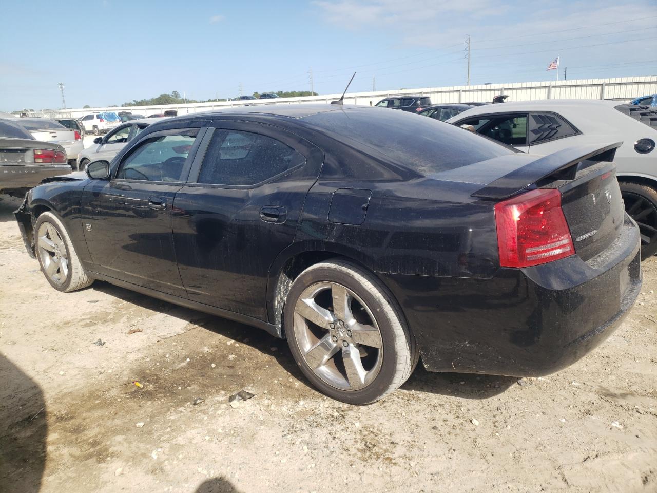 Photo 1 VIN: 2B3KA33G18H306830 - DODGE CHARGER 