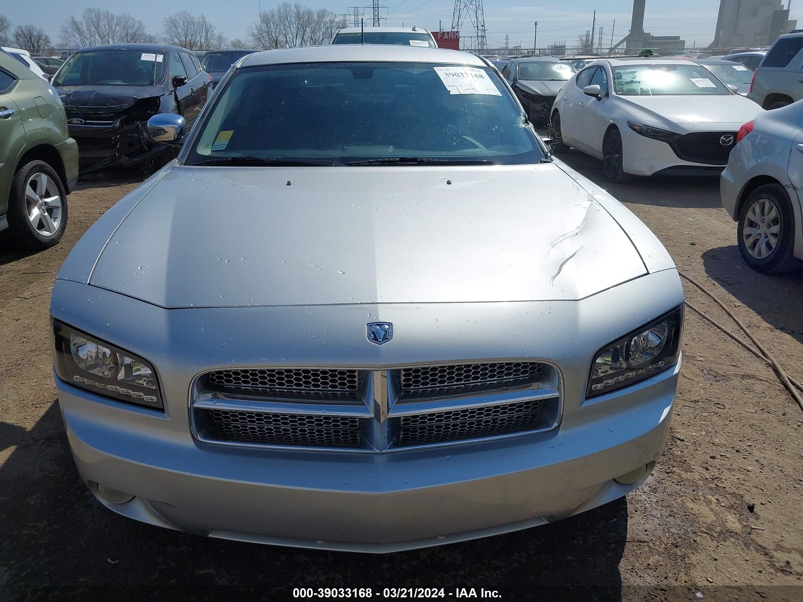 Photo 11 VIN: 2B3KA33G58H331021 - DODGE CHARGER 