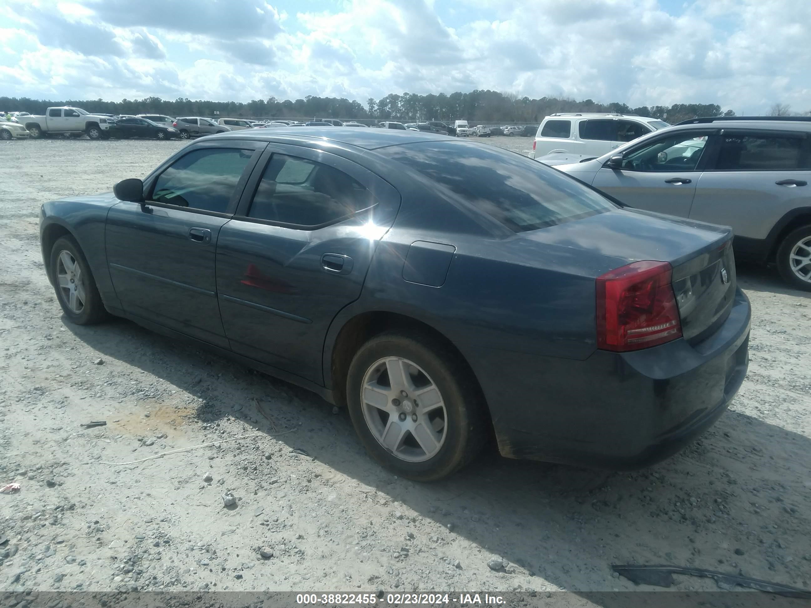 Photo 2 VIN: 2B3KA43G07H832869 - DODGE CHARGER 