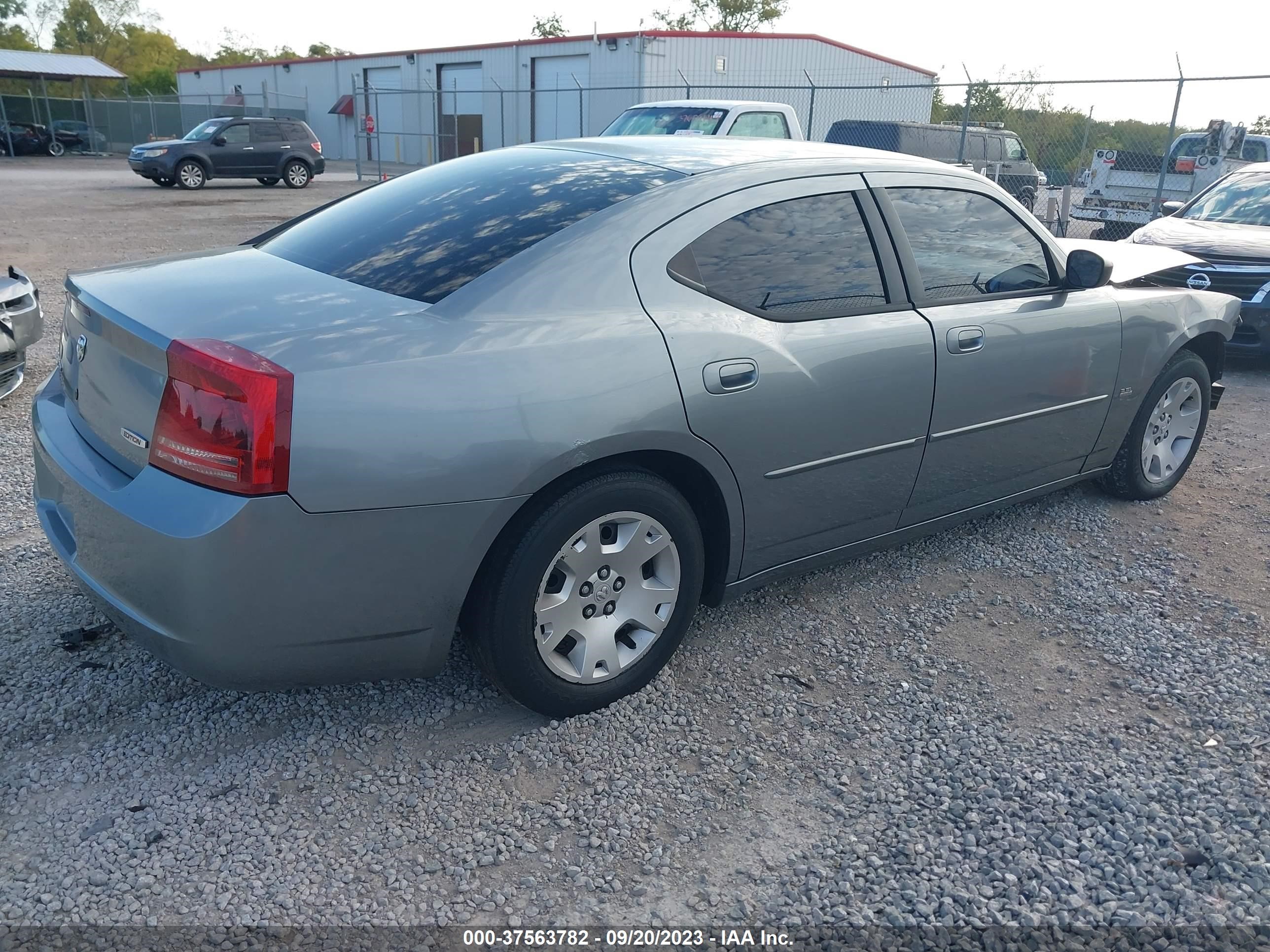 Photo 3 VIN: 2B3KA43G16H380848 - DODGE CHARGER 