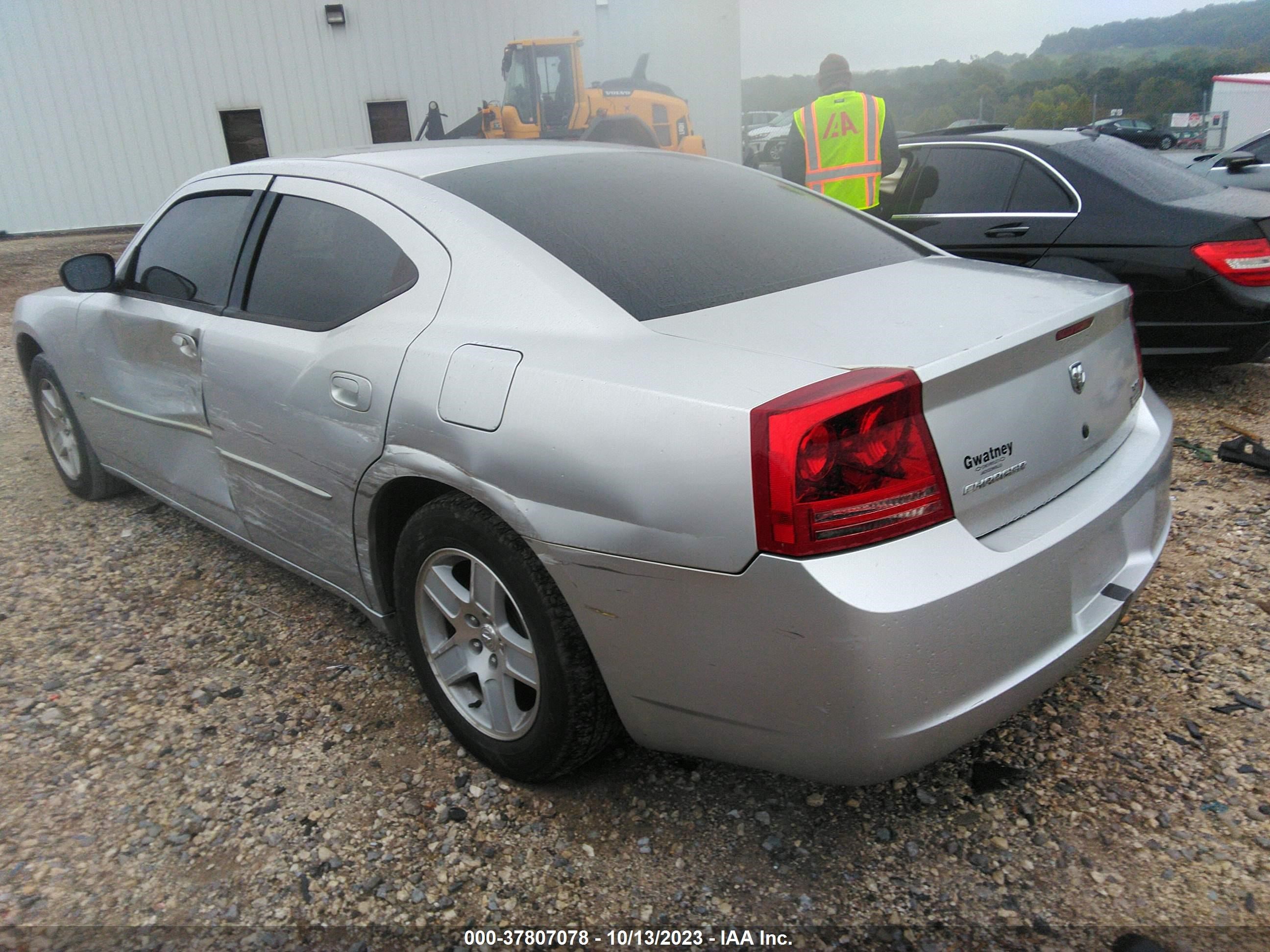 Photo 2 VIN: 2B3KA43G36H289922 - DODGE CHARGER 