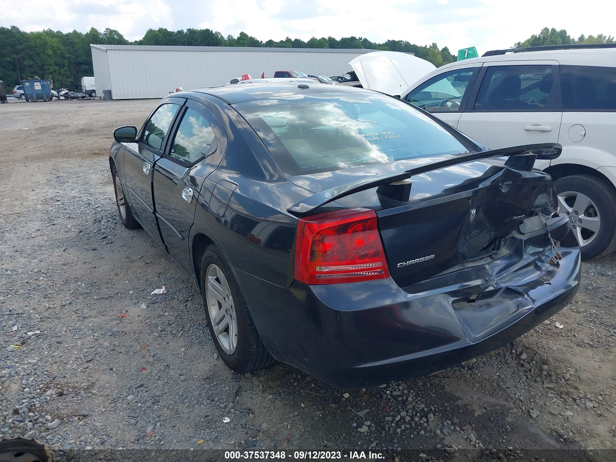 Photo 2 VIN: 2B3KA43G36H396808 - DODGE CHARGER 