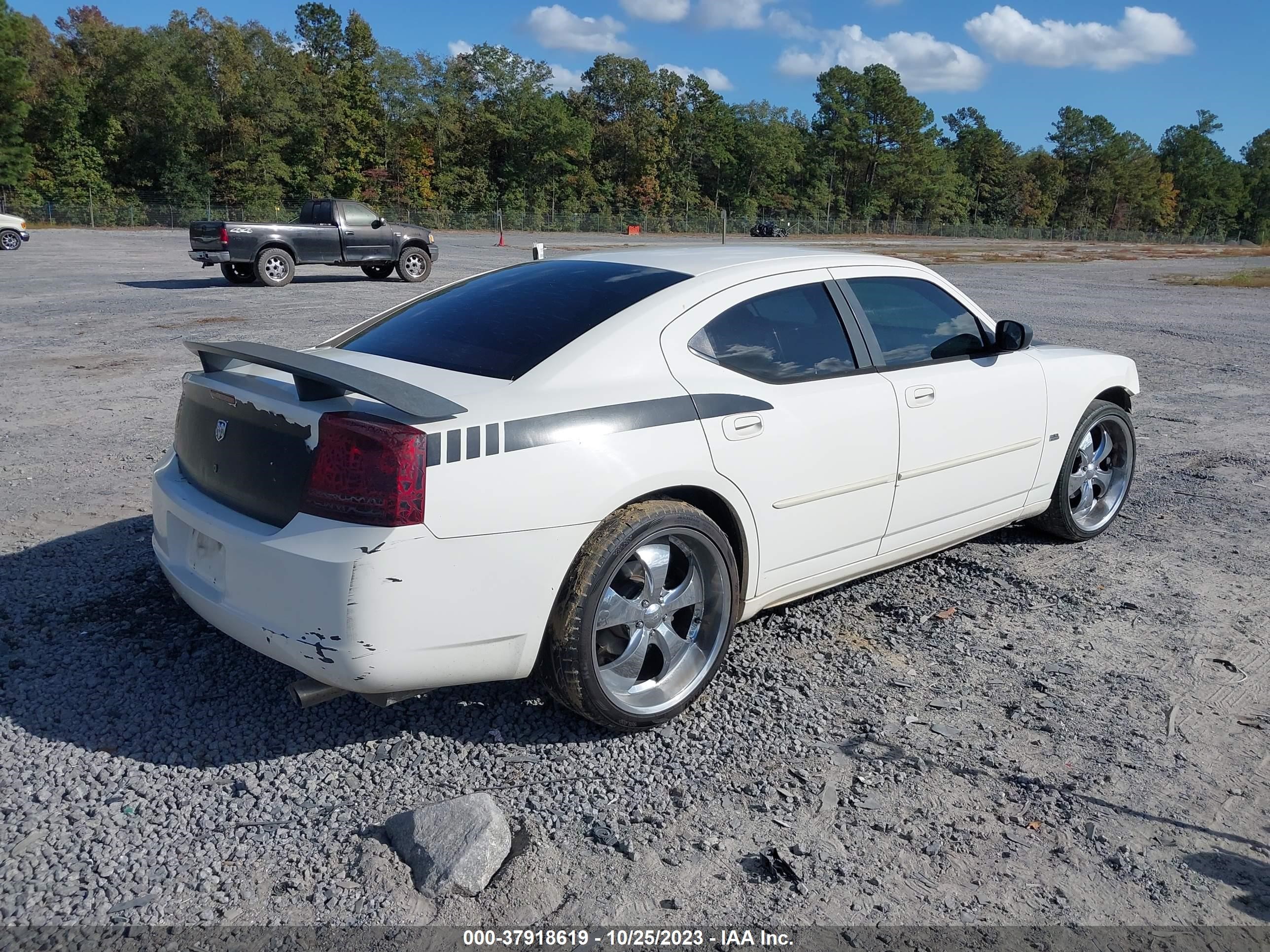 Photo 3 VIN: 2B3KA43G36H487156 - DODGE CHARGER 