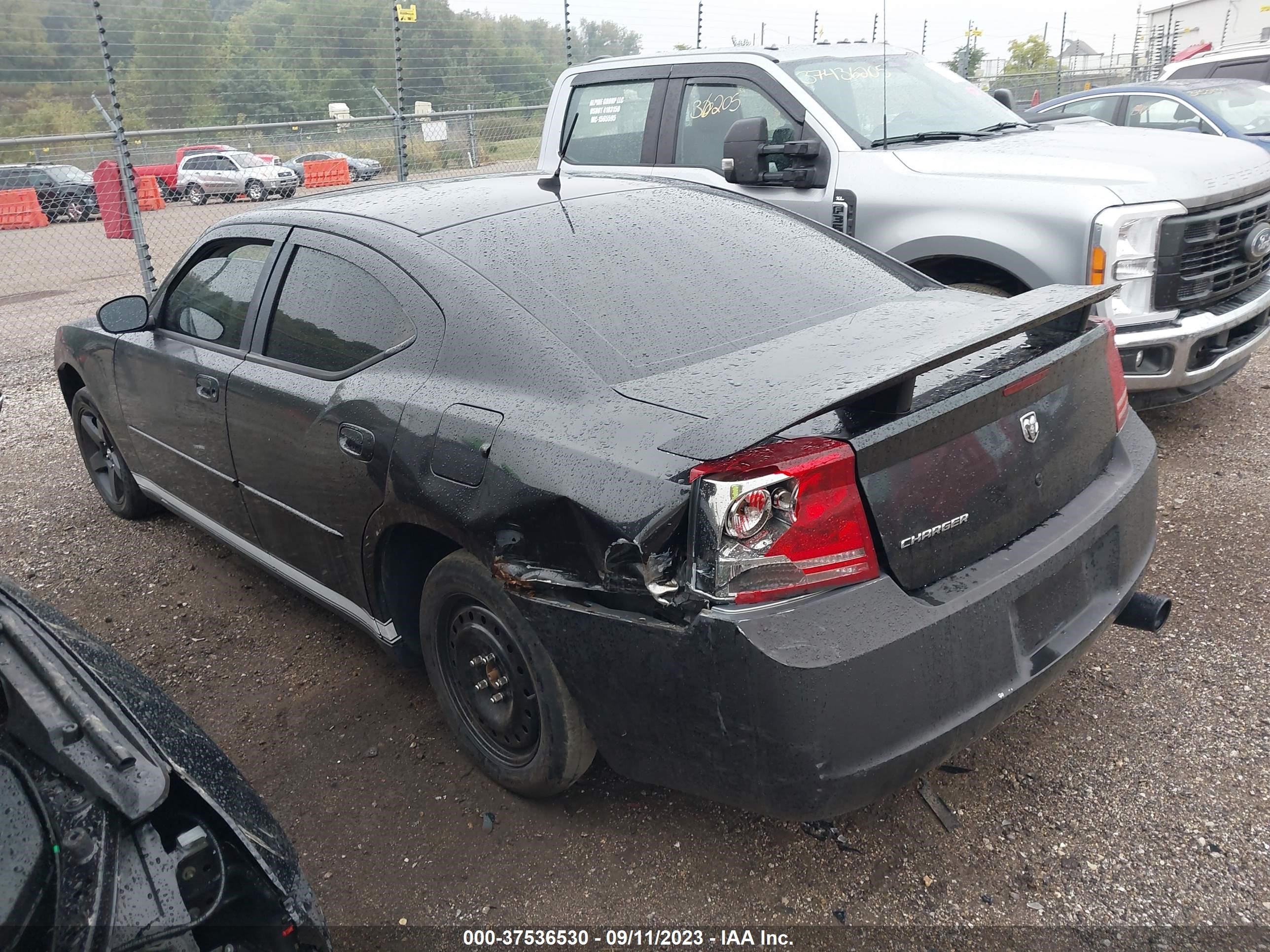 Photo 2 VIN: 2B3KA43G38H190634 - DODGE CHARGER 