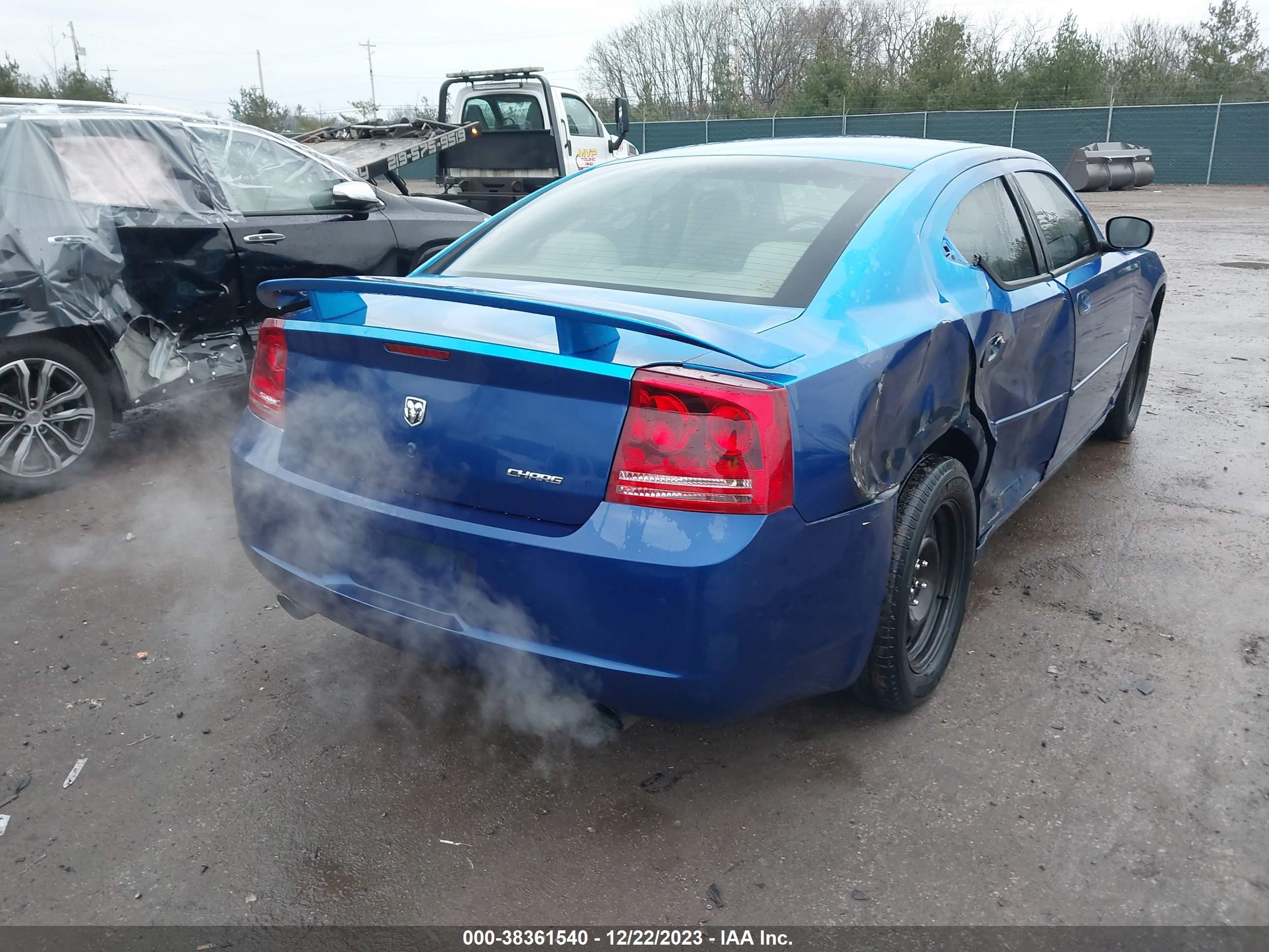 Photo 3 VIN: 2B3KA43G47H823060 - DODGE CHARGER 